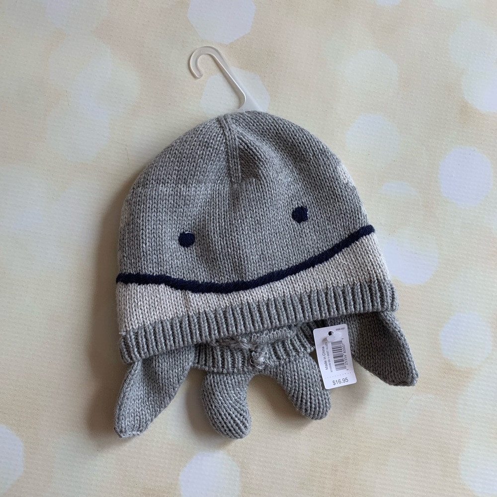 Gap knit whale hat
